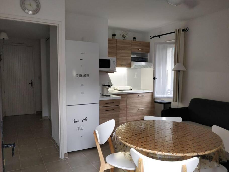 St Raphael 37M2, Piscine, Wifi, Commerces Mer 5Mn A Pieds Saint-Raphaël Eksteriør billede